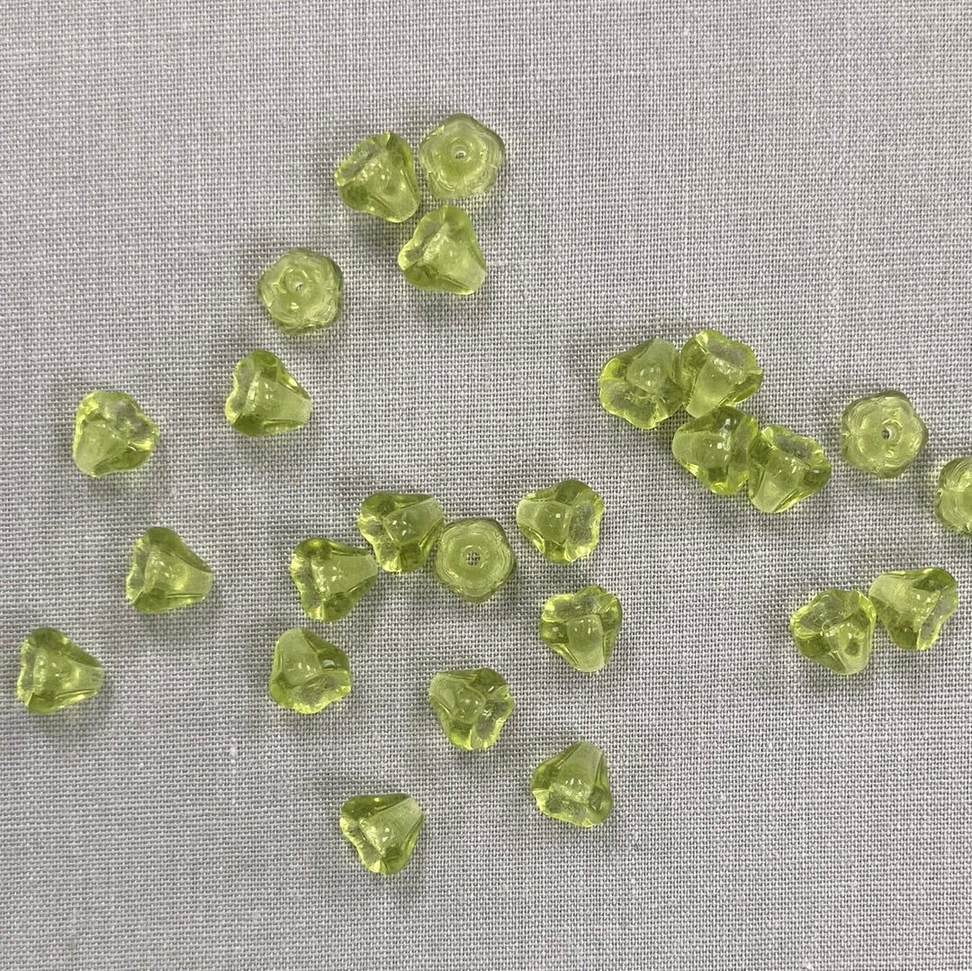 5x6mm Bell Flower - Green - qty 25