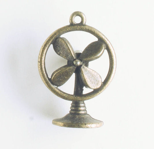 Charm - Fan